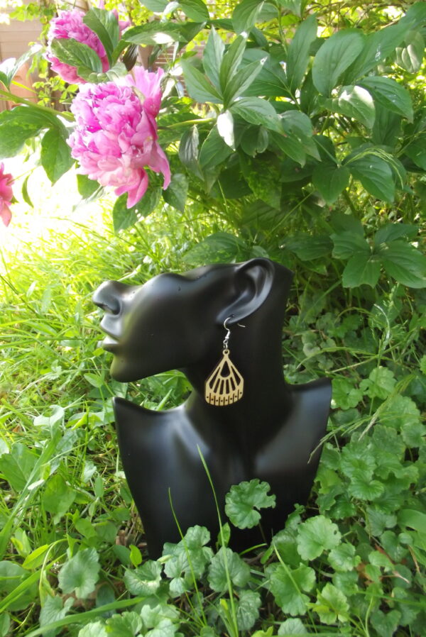 Boucles d'oreilles en bois modèle 10