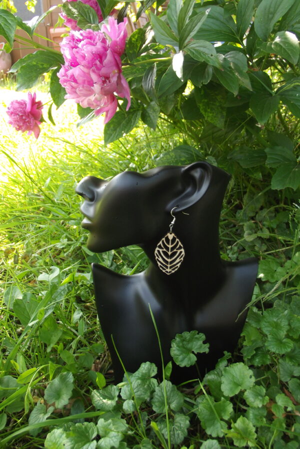 Boucles d'oreilles en bois modèle 12