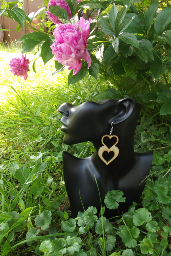 Boucles d'oreilles en bois modèle 18