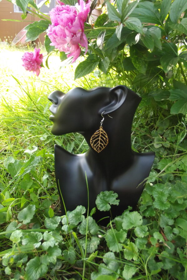 Boucles d'oreilles en bois modèle 22