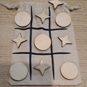 Jeu de morpion avec sa pochette de transport